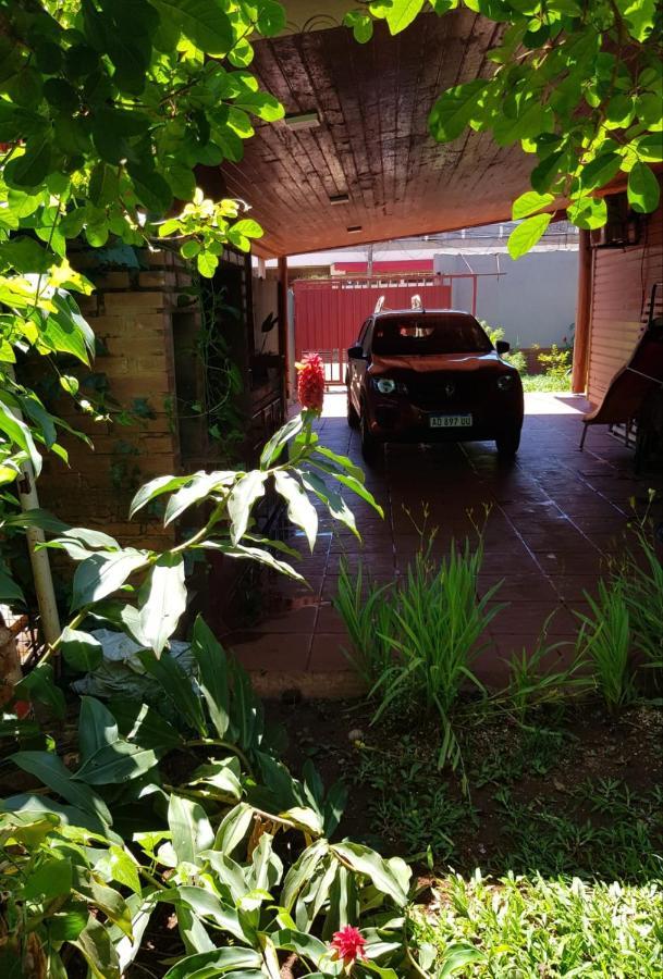 Vivi Iguazu Casa Familiar Vila Puerto Iguazú Exterior foto